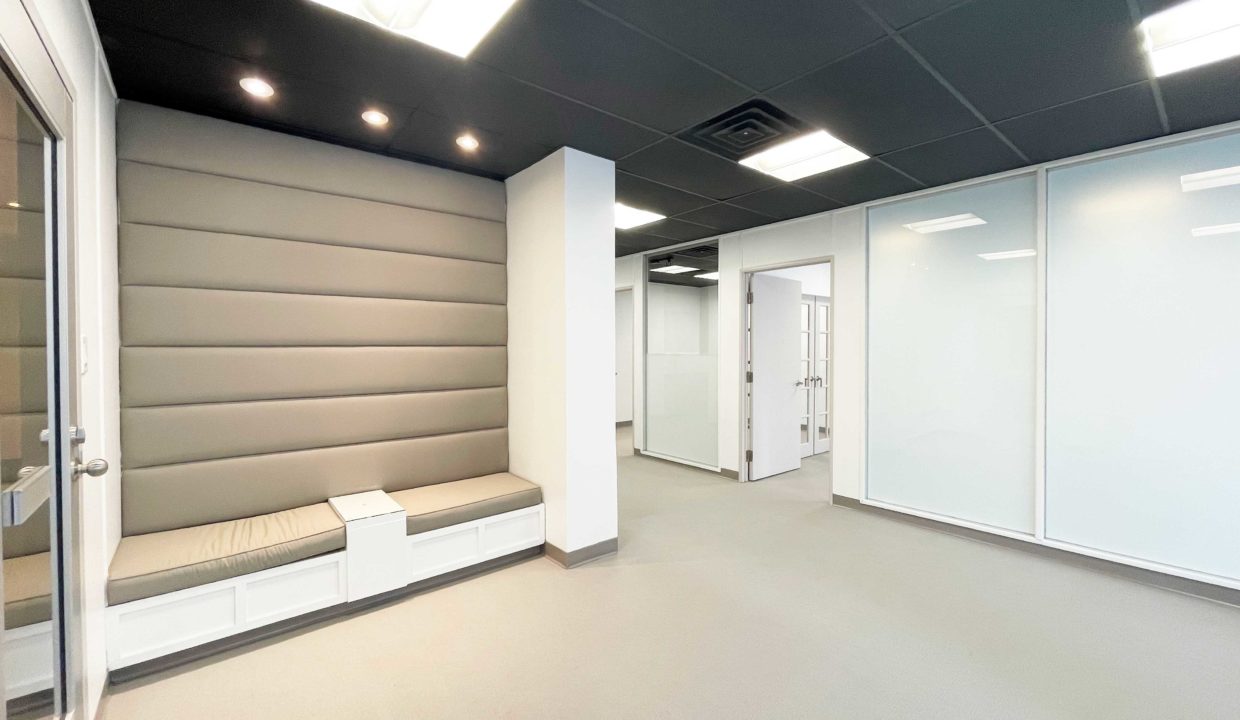 Lobby-other-view