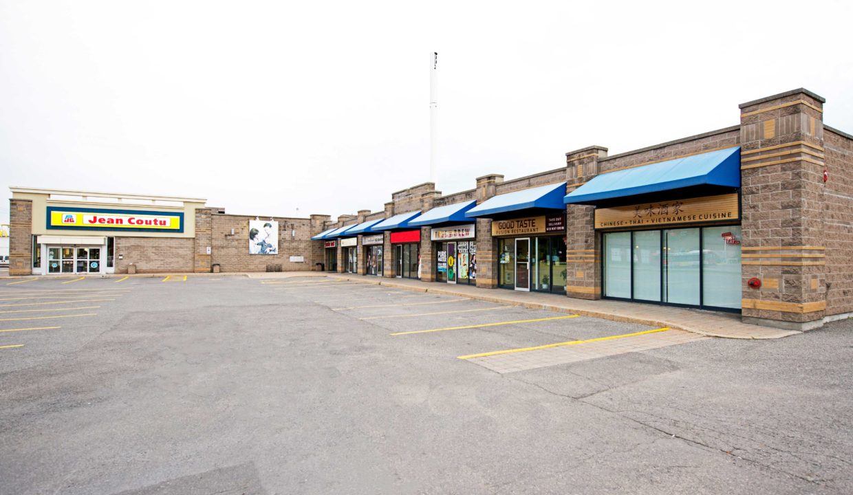 221129-Plaza,-Side-1