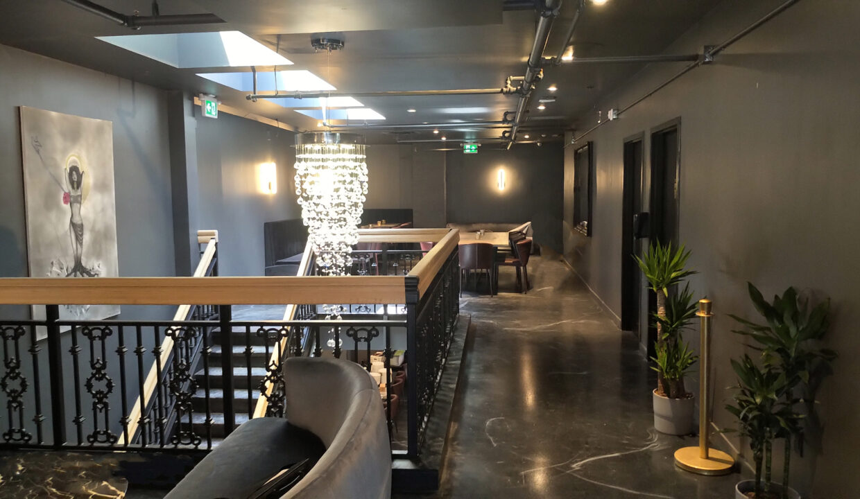 250520-101ClarenceRestaurant