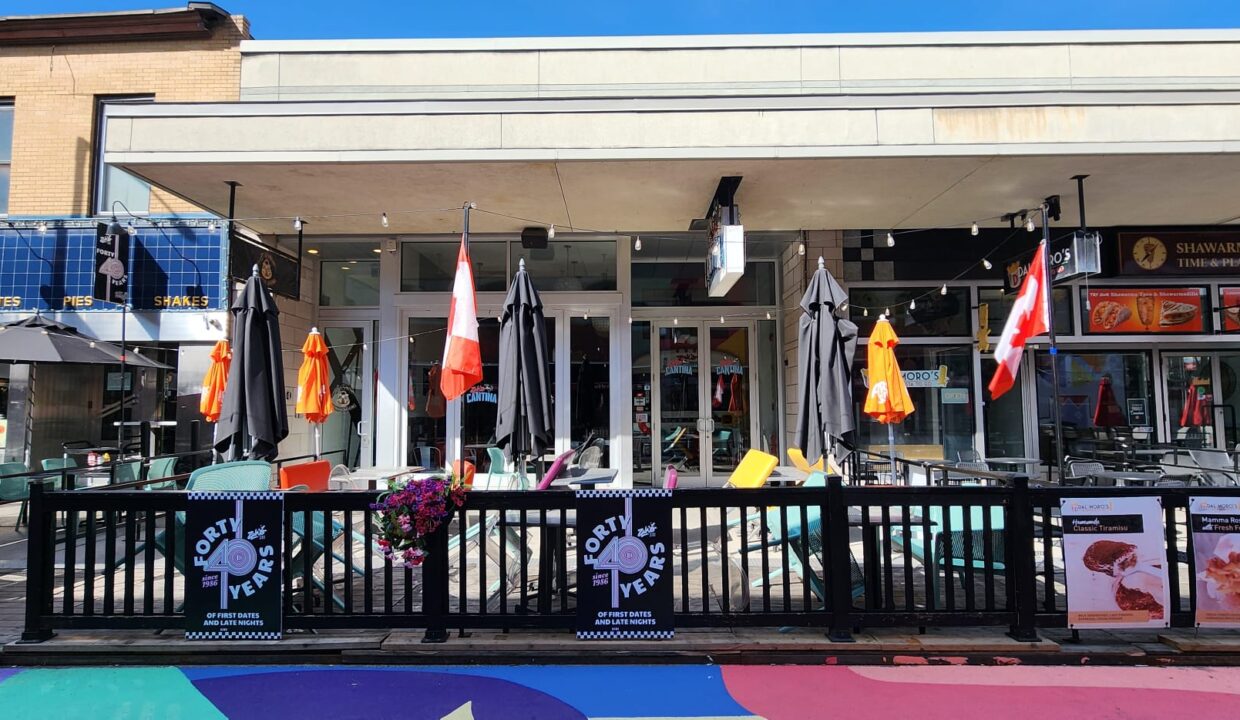 260729 - Exterior Retail Unit (2)